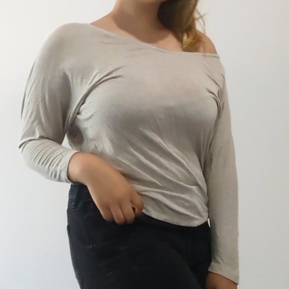 Banana Republic beige off the shoulder top size XS - Picture 2 of 5